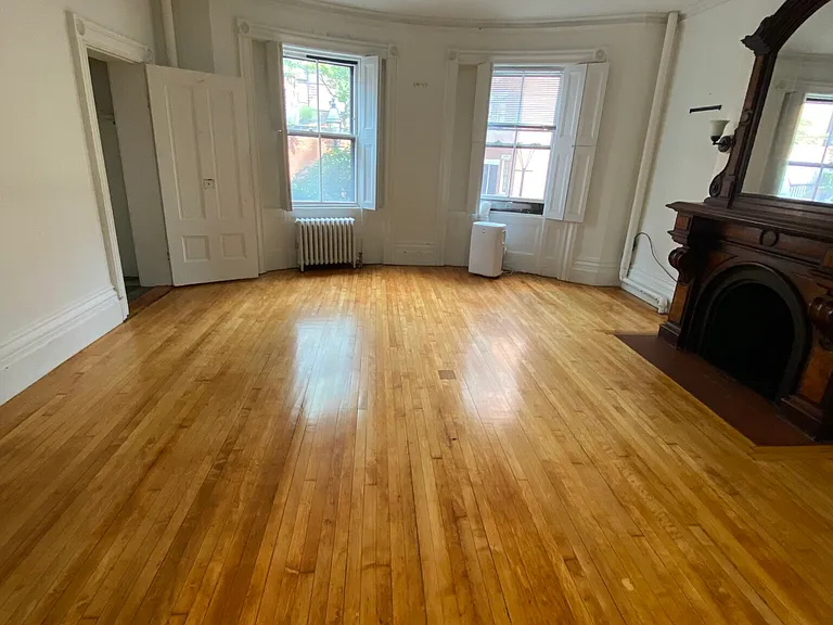 2 Joy St #3 — Photo 7