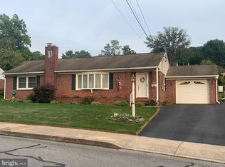 439 Lincoln Ave, Ephrata, PA 17522