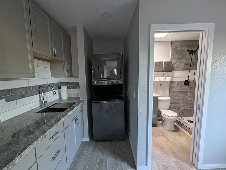 1251 E Bluebell Ln — Photo 21