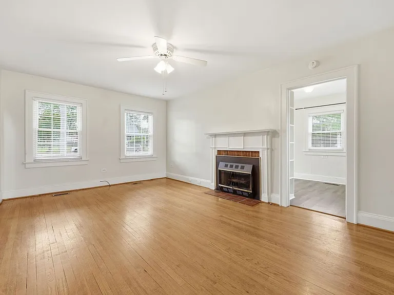 1203 S Main St — Photo 19