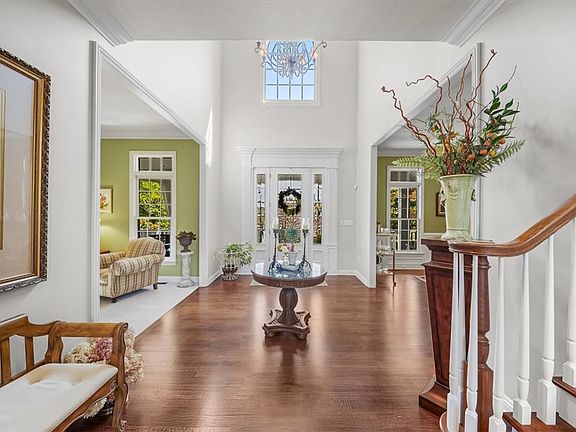 4th image of 2111 Grandeur Dr