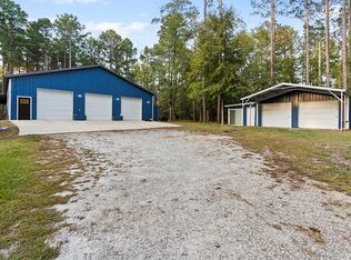 107 Mystic Ct, Hodges, SC 29653