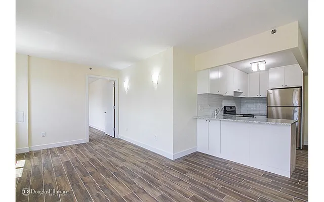 Rented by Douglas Elliman | media 4