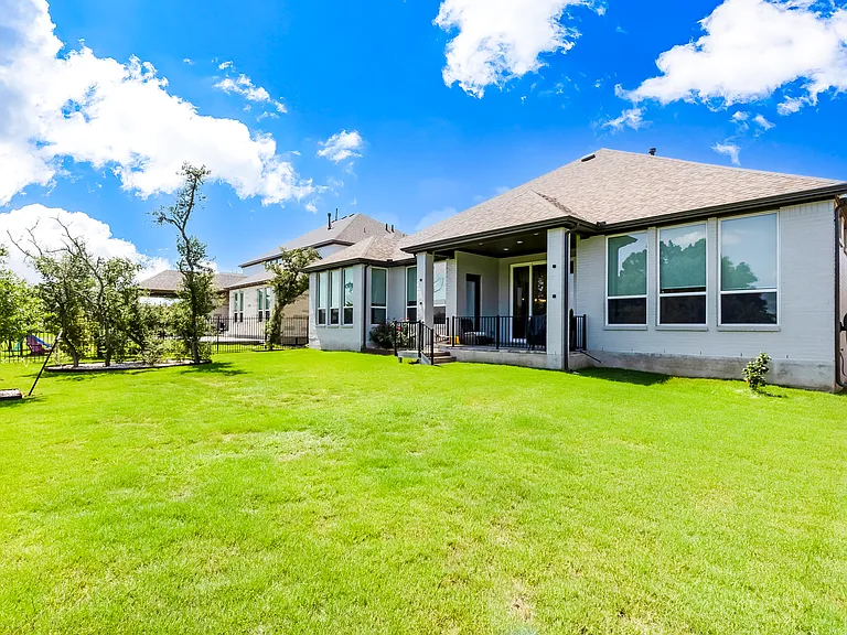 126 Little Stream Cv — Photo 38