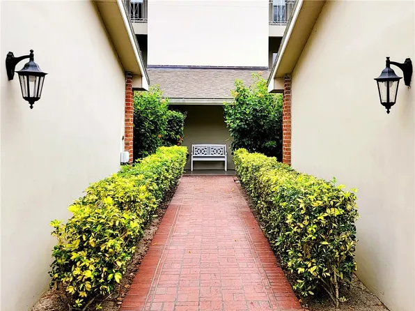 109 W Park Shores Cir APT 36W, Indian River Shores, FL 32963