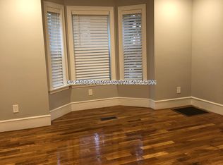 816 Saratoga St, East Boston, MA 02128