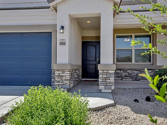 3rd image of 41846 W Chatham Pl