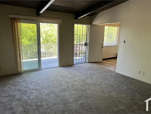 1555 Valle Vista Ave — Photo 7