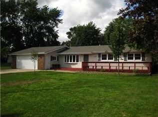 23W072 Dickens Ave, Glen Ellyn, IL 60137