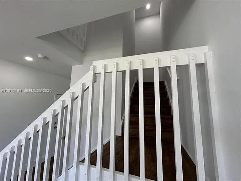 854 SW 1st St #Townhouse 854 — Photo 12