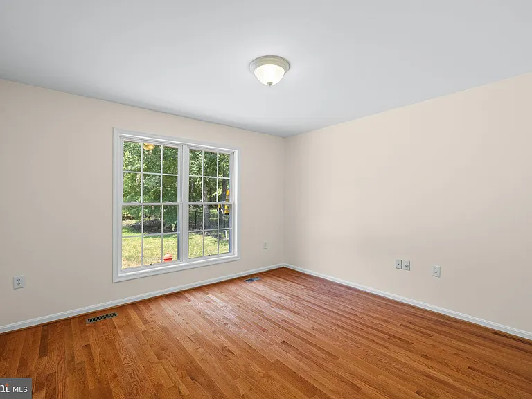 686 Lake Caroline Dr — Photo 21