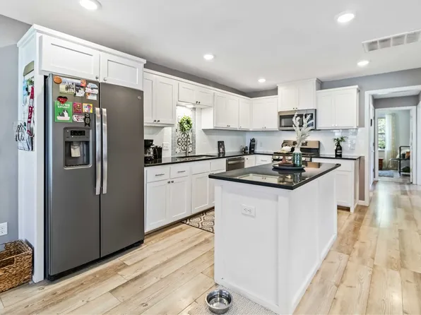 506 S West Ave, Lincoln, AR 72744