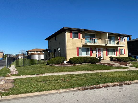 2nd image of 2450 198th St