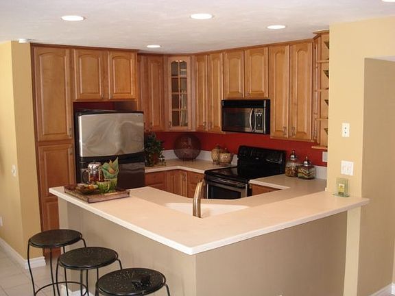 3rd image of 3885 Riviera Dr Unit A