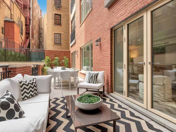 40 East 72nd Street image 7 of 17