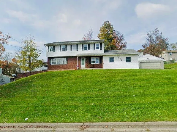923 Squires Ave, Endicott, NY 13760