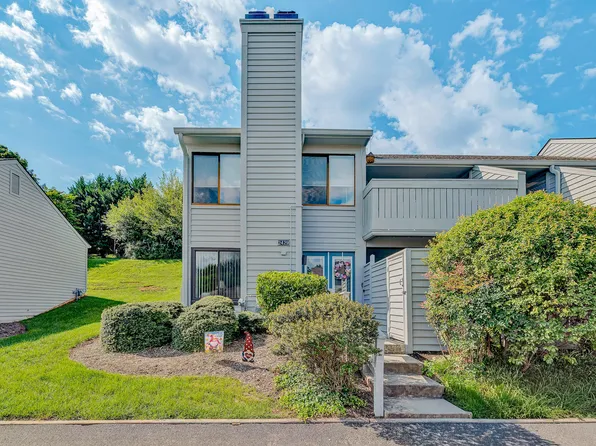 2429 Post Oak Rd, Salem, VA 24153