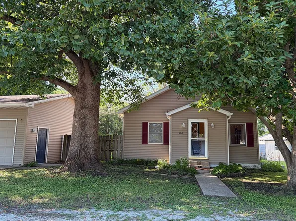 326 Interurban St, Auburn, IL 62615