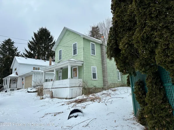 819 Railroad St, Forest City, PA 18421