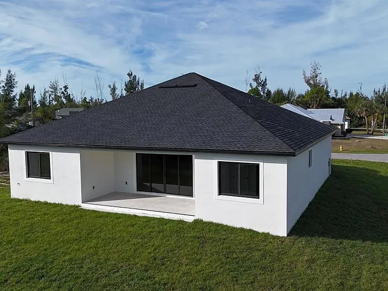 10426 Live Oak Rd — Photo 9