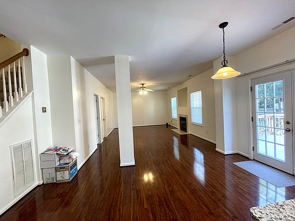 Breakfast Area & Family Room