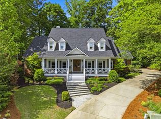 5055 Old Oak Trce, Roswell, GA 30075