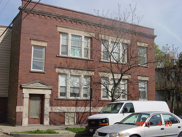 1st image of 1848 W Newport Ave #2E