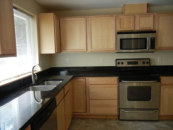 5th image of 14907 91st Avenue Ct E