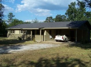 110 Elmore St, Columbus, MS 39702