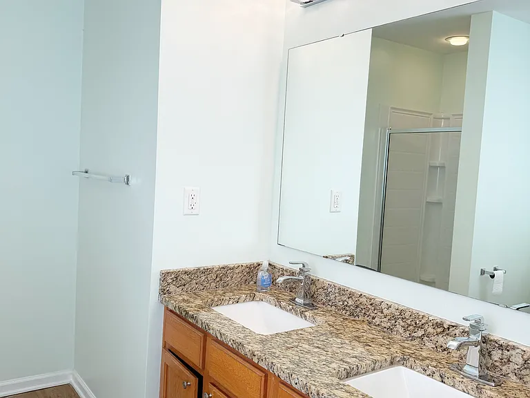 11714 Oak St — Photo 12