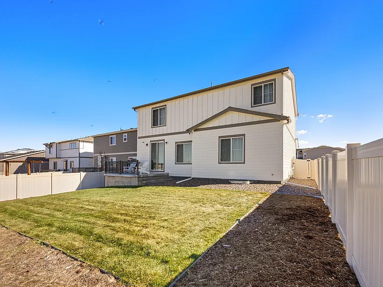 18035 Herrera Dr — Photo 43