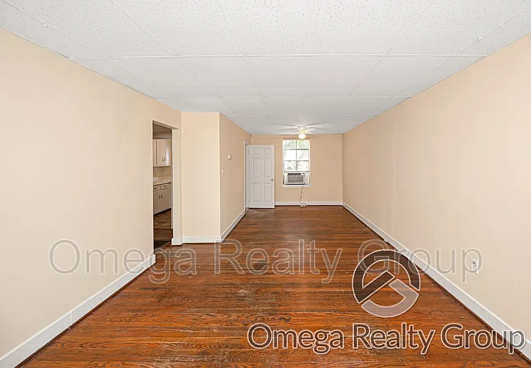 901 9th Ave S #7 — Photo 8
