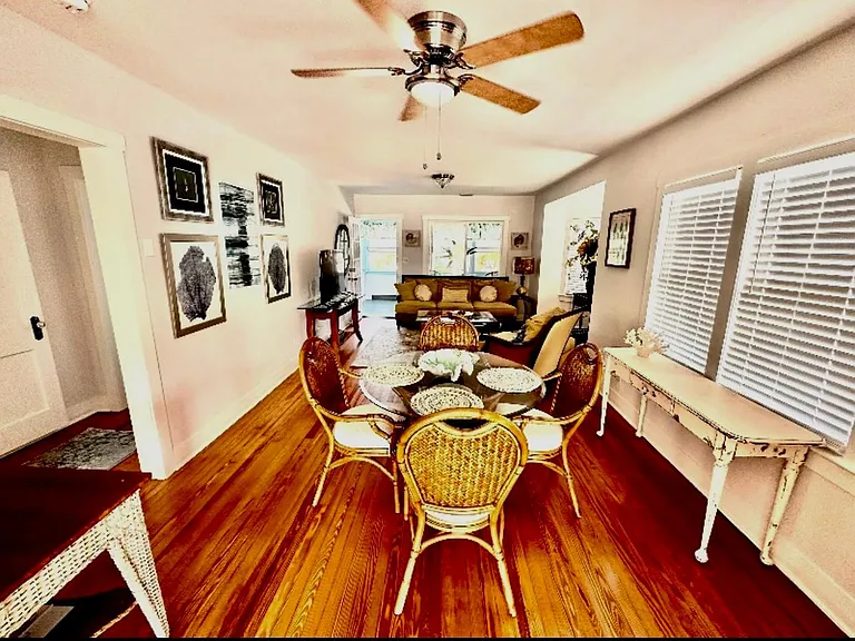 136 S Oleander Ave — Photo 13