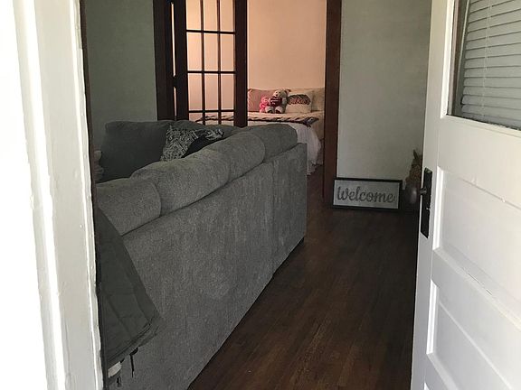 4th image of 1025 Avenue D #4