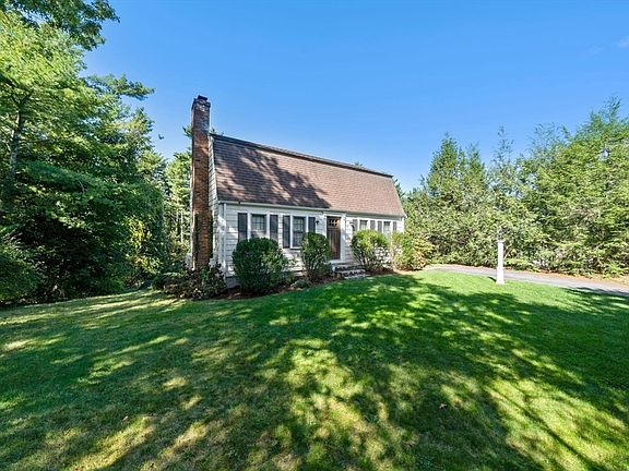 4th image of 53 Lantern Ln