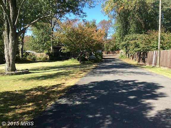 4th image of 7108 Byrneley Ln