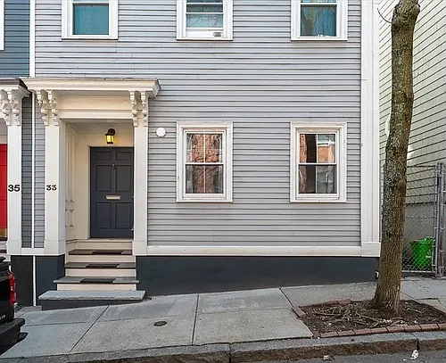 33 Mystic St #2 Photo 1
