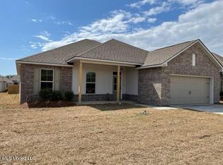 3765 Hamilton Dr, Diberville, MS 39540