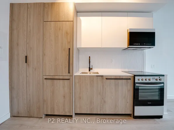 1635 Military Trl, Toronto, ON