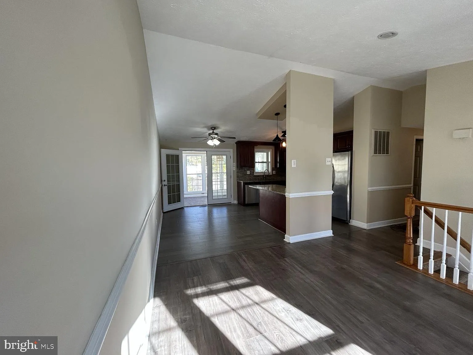 4 bed, 2.0 bath, 1432 sqft, $2,850 — Photo 3