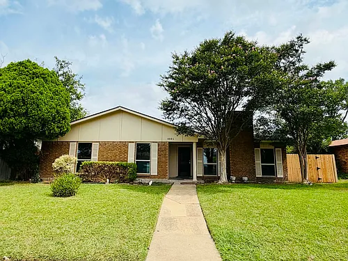 1101 Lombardy Dr Photo 1