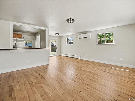 4th image of 362 Salem Street