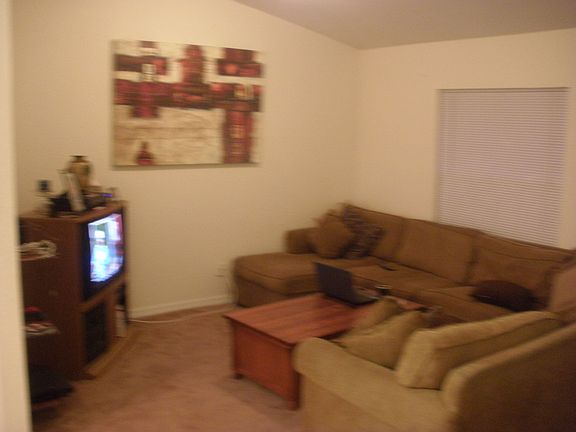 living room, very good size