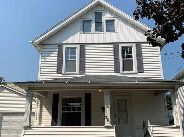 206 E 10th St, Ashland, OH 44805