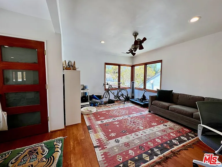 10327 Lorenzo Dr — Photo 33