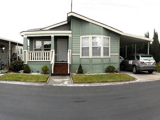 1st image of 105 Chateau La Salle Dr