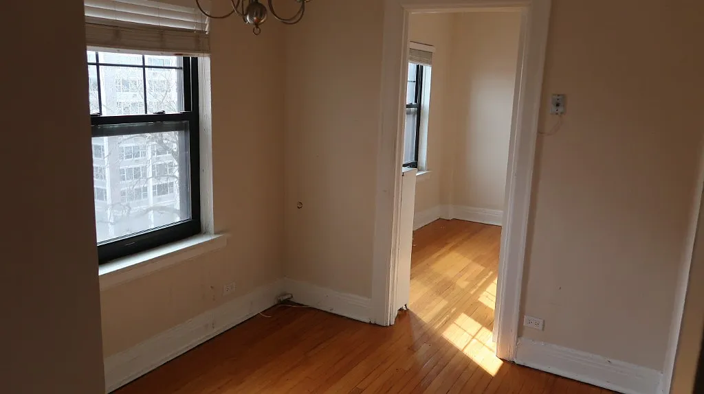2 bed, 1.0 bath, 1100 sqft, $2,400 — Photo 4