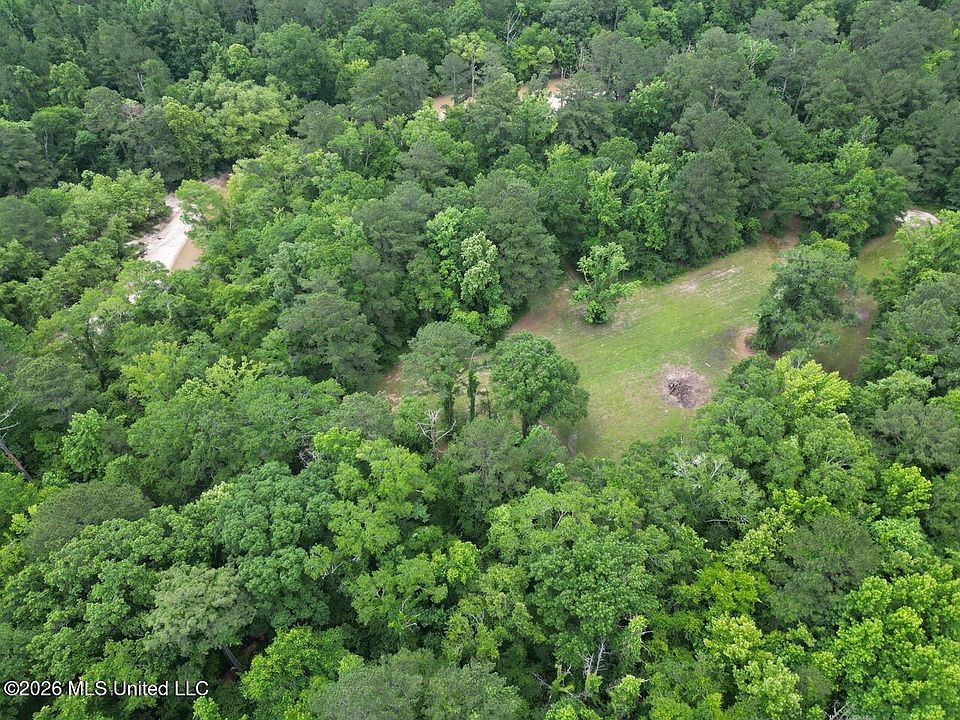 1st image of 2986 Oldenburg Rd