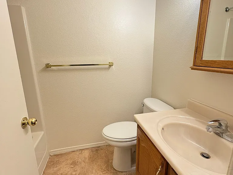 2403 Sunny Slope Dr #4 — Photo 7