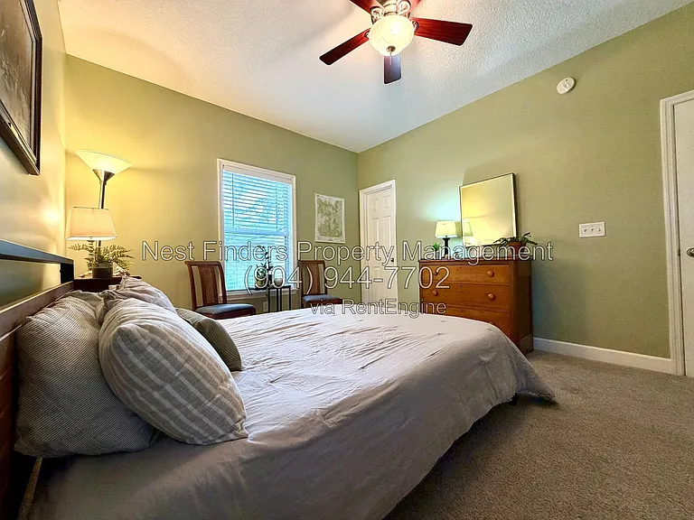 3886 Walsh St — Photo 41